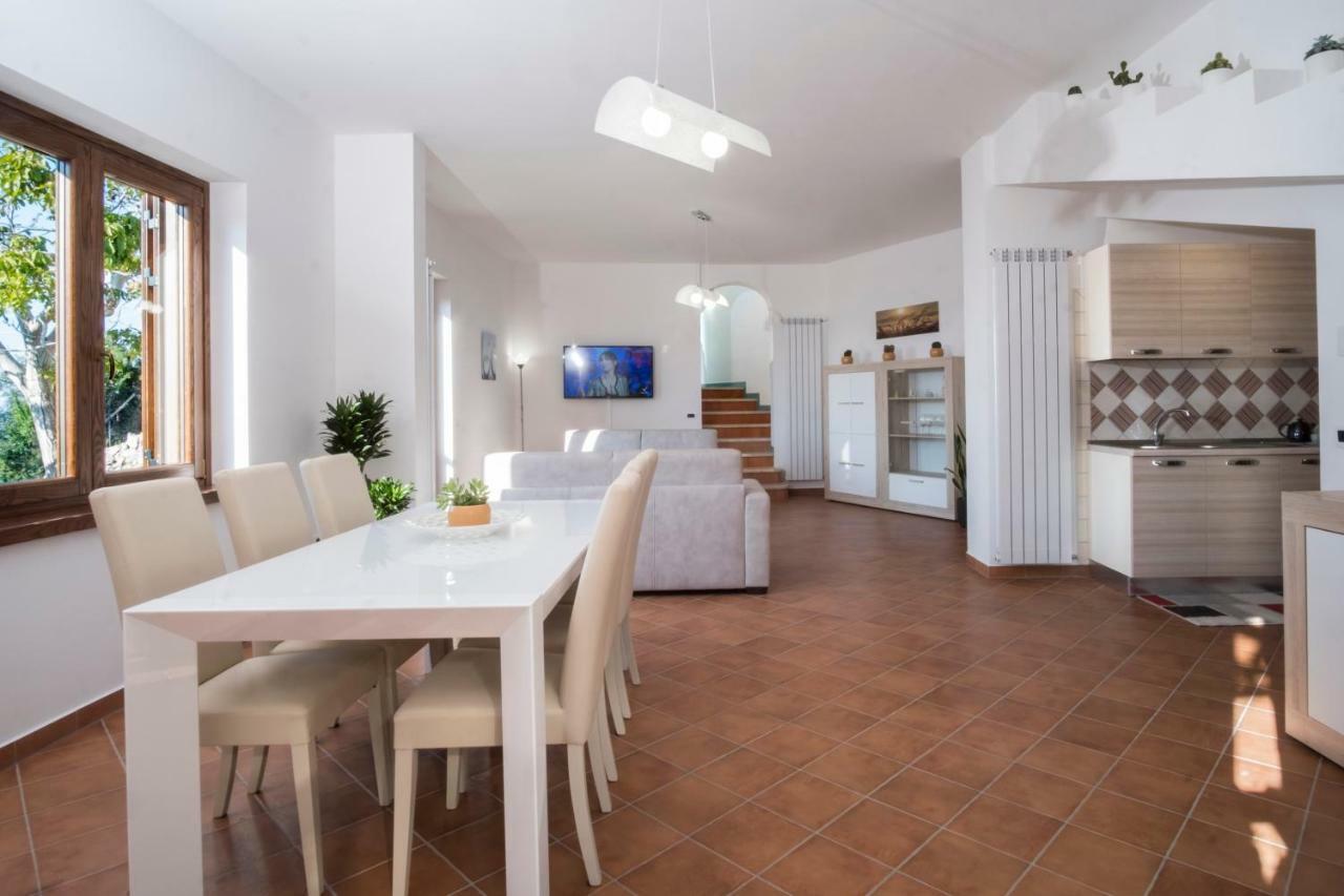 Villa D'Amare Capri View マッサ・ルブレンセ エクステリア 写真